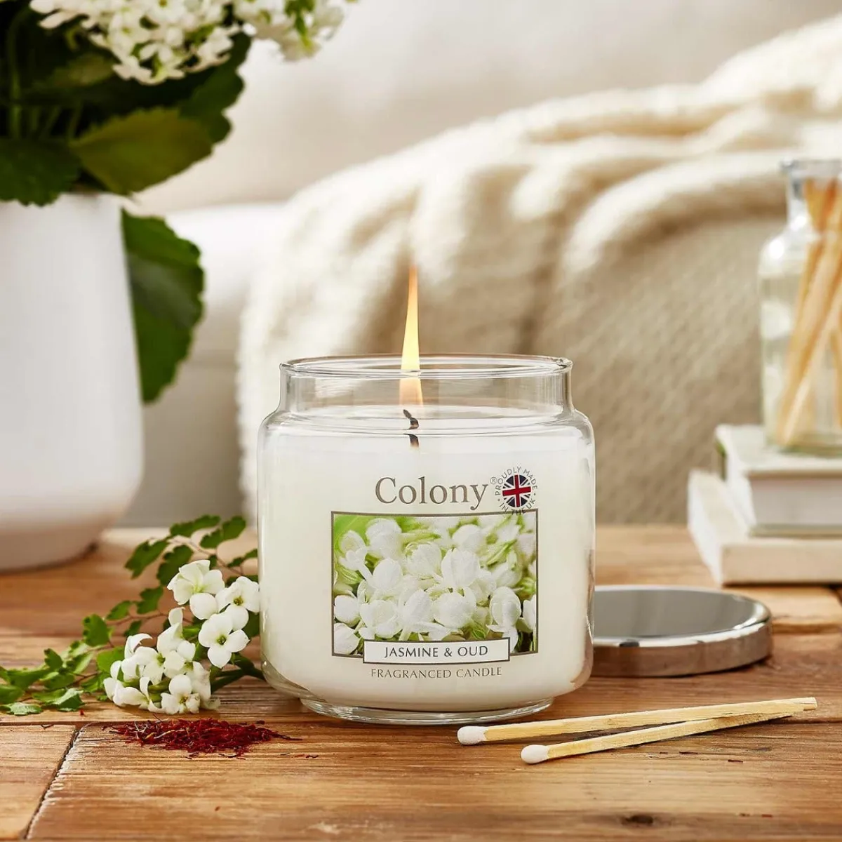 Colony Jasmine & Oud Medium Candle Outlet