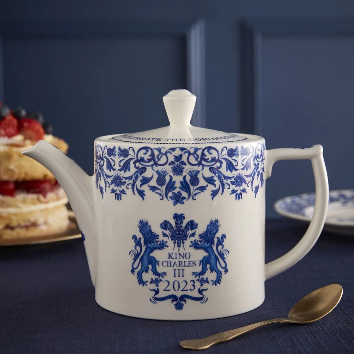 Spode King’s Coronation Teapot New
