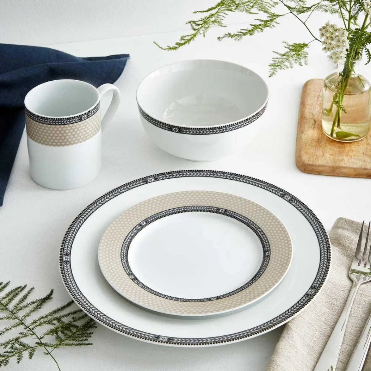 Portmeirion Home 16 Piece Set, Vintage Chic Fashion