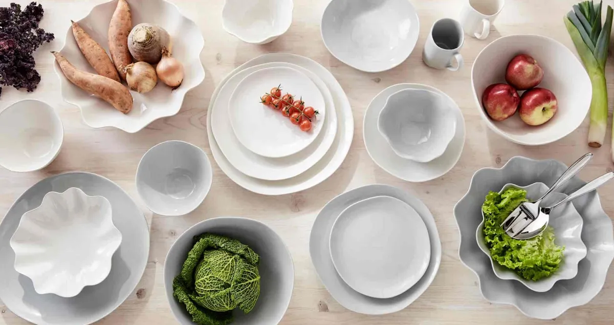 Portmeirion Sophie Conran Floret Medium Serving Bowl,Grey Best